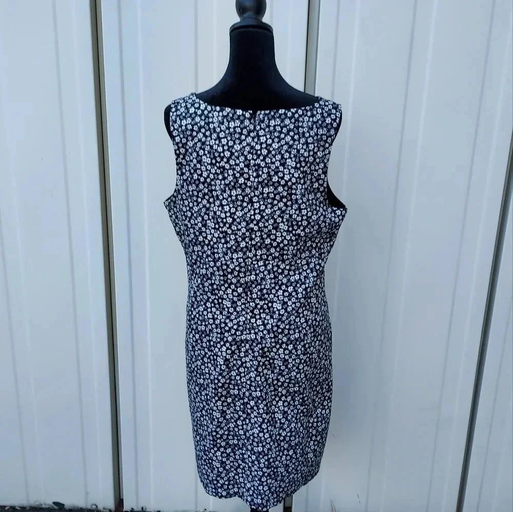 Vintage J. Crew Floral Dress Size P12 - Picture 8 of 11